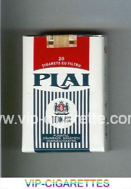 Plai white and blue and red cigarettes soft box